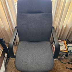 Gray Fabric High-Back Office Chair