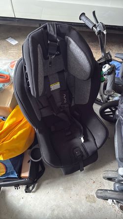 Nuna Rava next convertible car seat