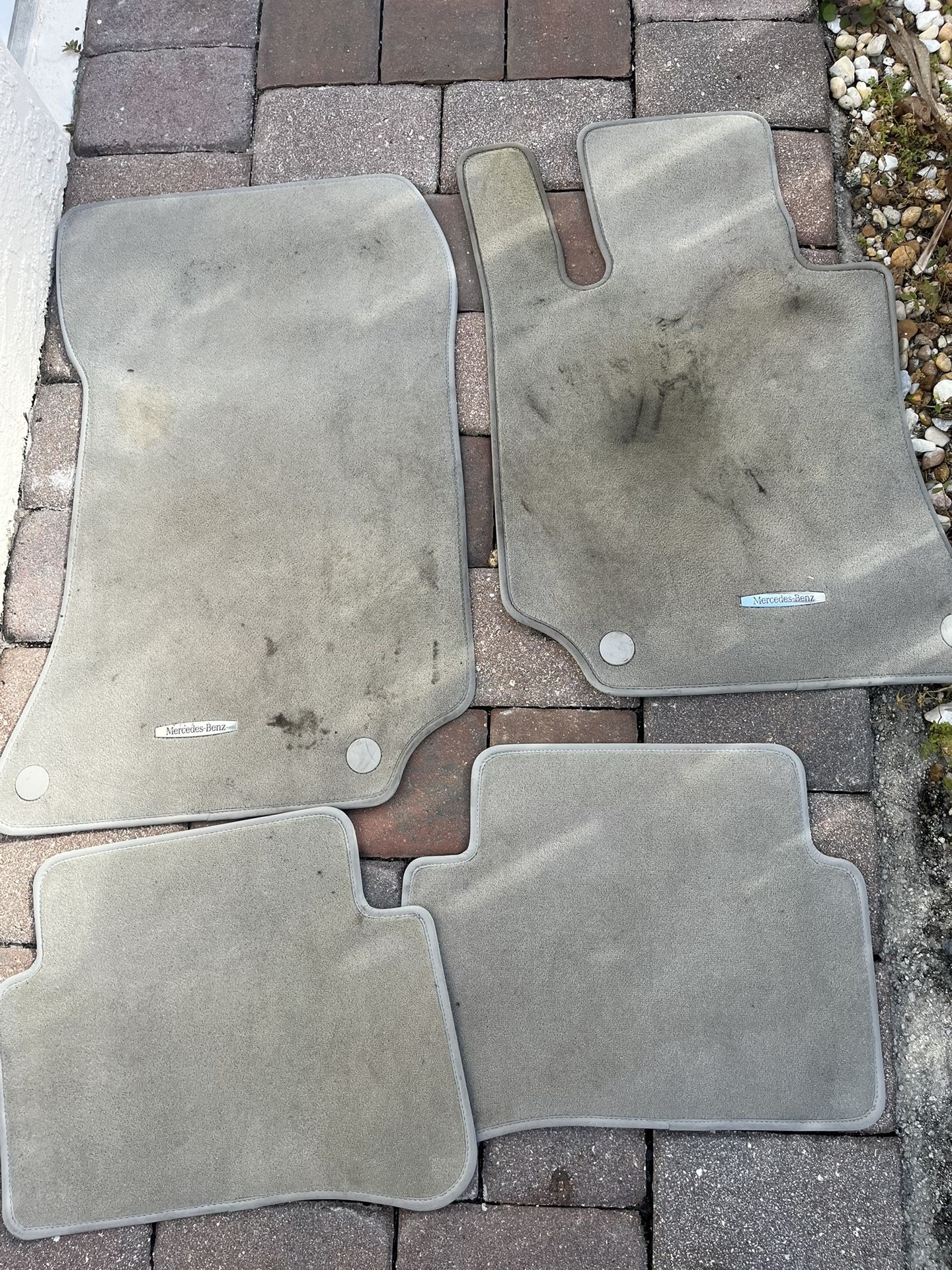 Mercedes Benz Mats W212