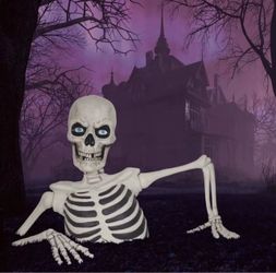 9.2' Giant Ground Breaking Skeleton LED Eye Halloween Yard Decor | NEW
