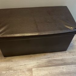 Sturdy Storage Box 30”x15”x15”.   $10