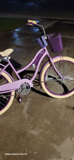 Beautiful 24" Beach Cruiser rode once