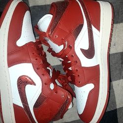 nike air jordan mid Barcelona sweater /red and white color way