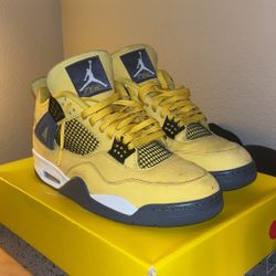 Jordan 4 ‘Lightning’ Size 13