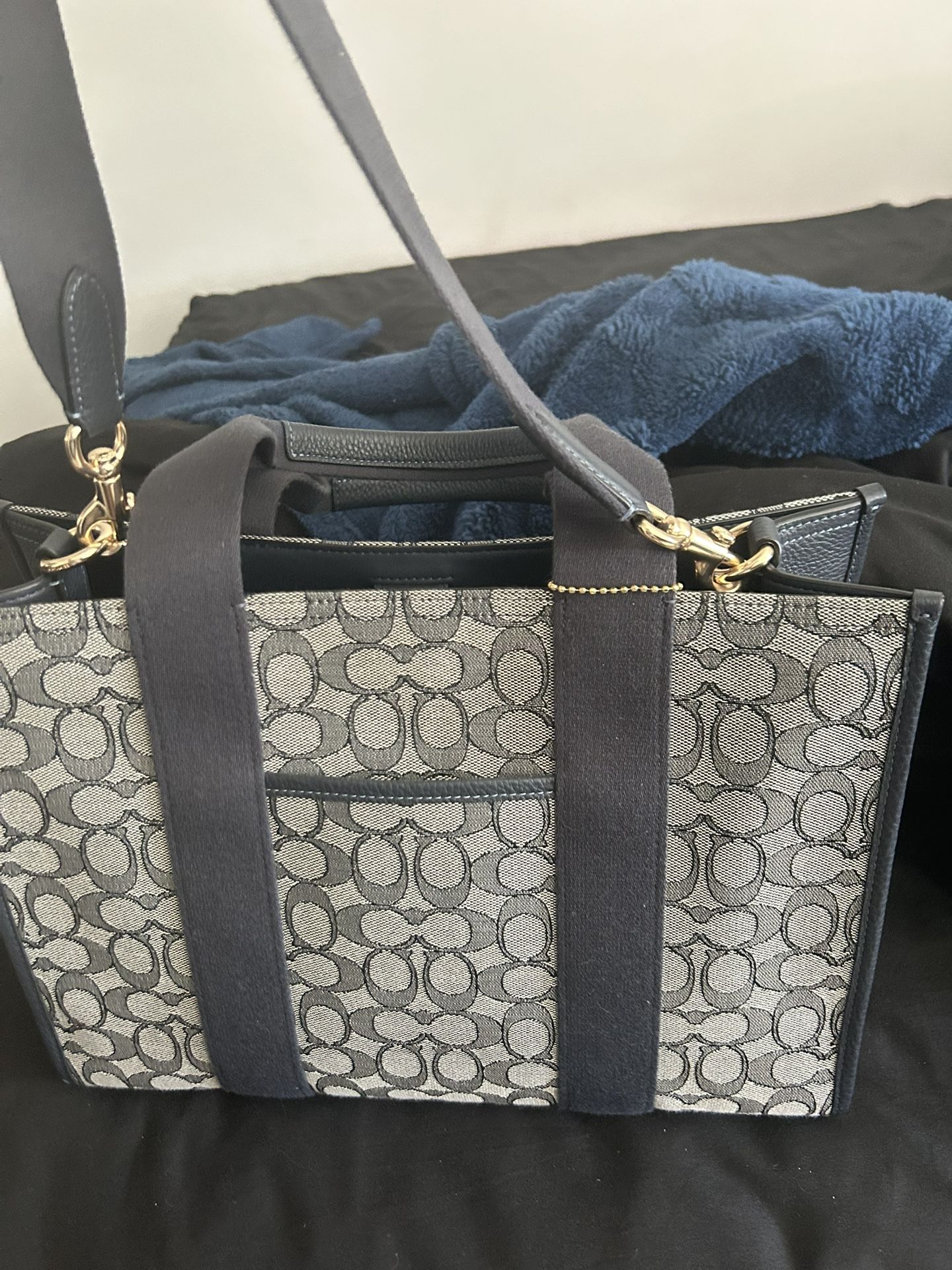Smith Tote Bag In Signature Jacquard