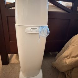 Diaper Genie With 3 Bag Refills