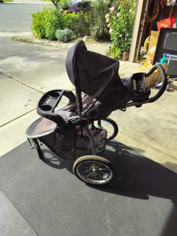 Jogging Stoller: Baby Trend Journey Jogger