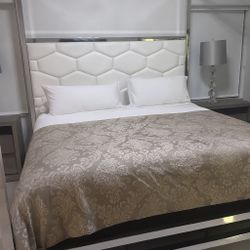 King Concerto Canopy Bed Frame