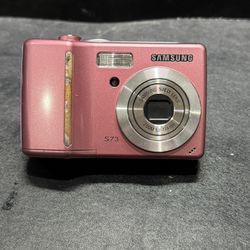 Samsung S73 Digital Camera 7.2mp