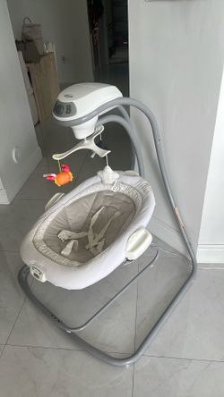 Baby swing