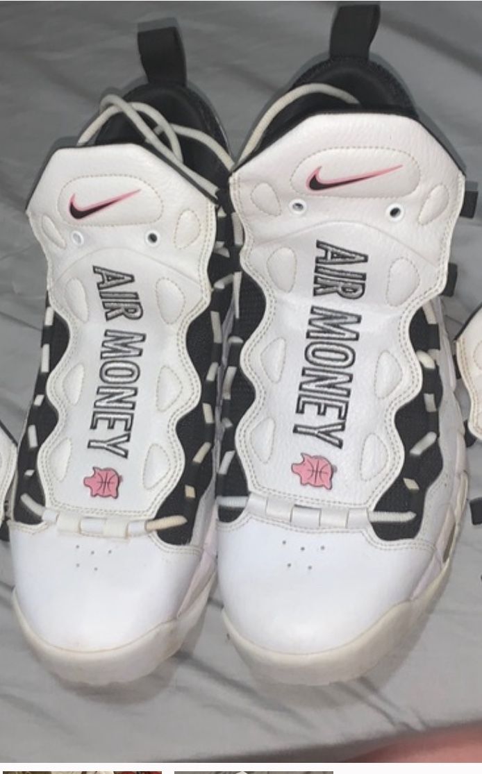 Nike Air More money $