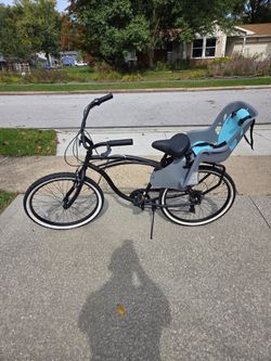 Cruiser bike with child seat