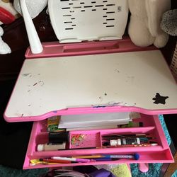 Children’s Art Desk / Work station