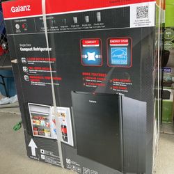 Galán Single Door Refrigerator 