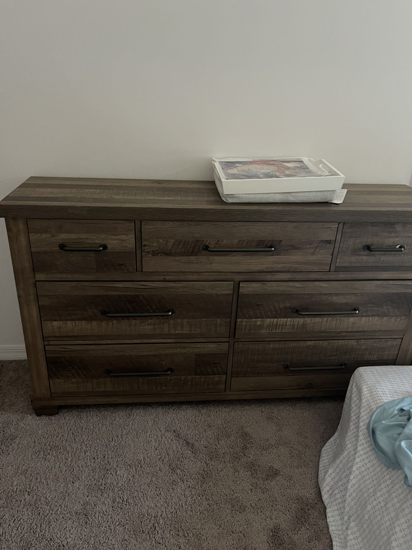 Queen Bedroom Set