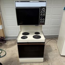 Vintage GE P7 Stove Range Works Great