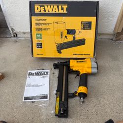 DEWALT Corded Pneumatic 16-Gauge 1 in. Crown Lathing Stapler