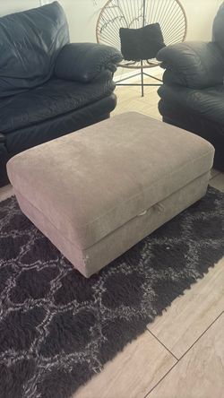 Ottoman with storage