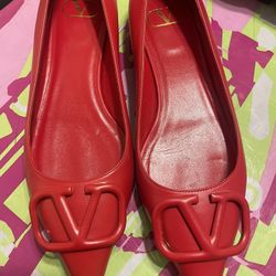 Authenticated Valentino Garavani Vlogo Ballet Flats - New Women | Color: Red 