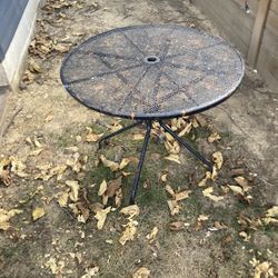 Round Outdoor Metal Table