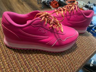 Pink Fila size 11 women