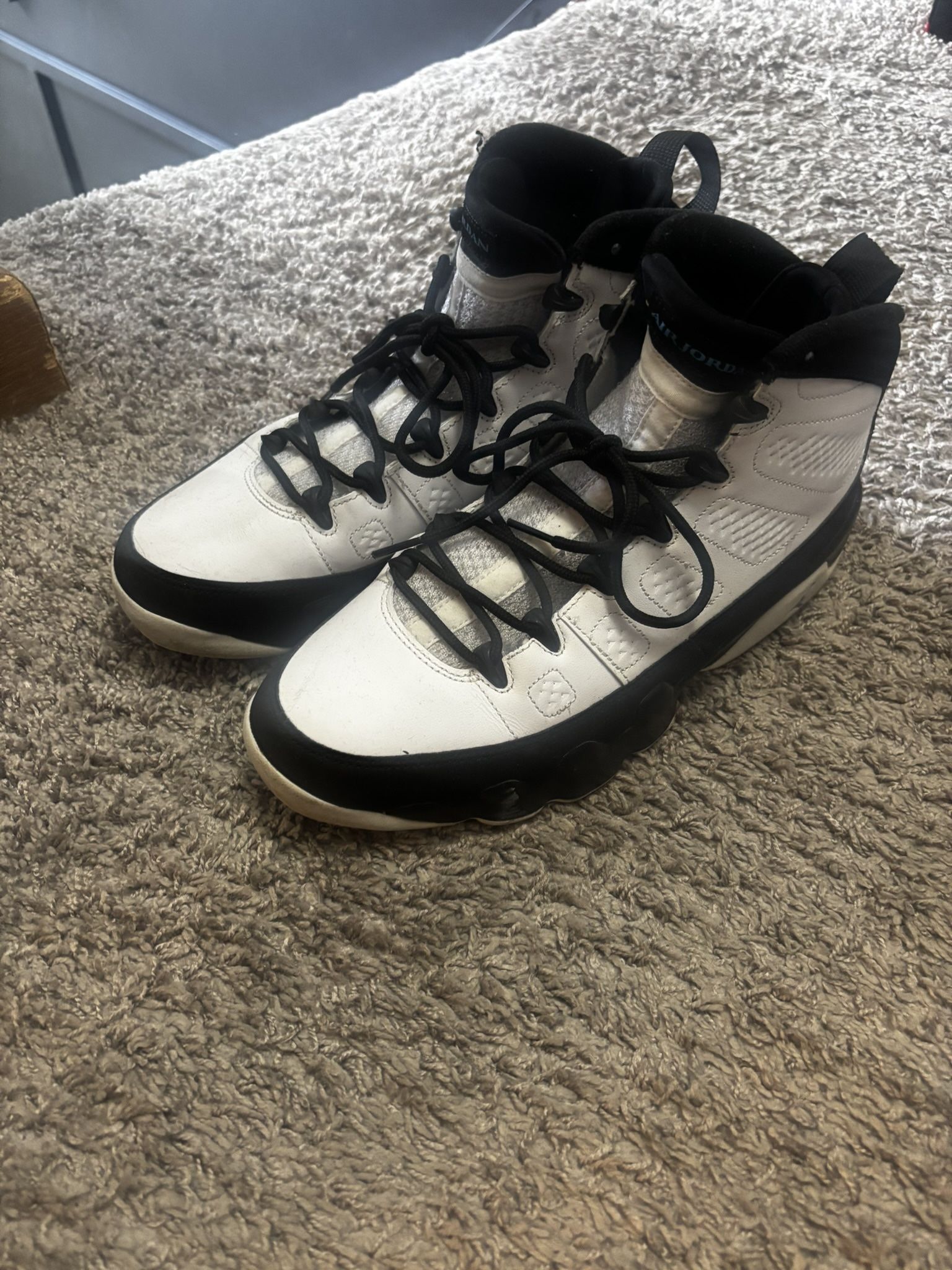 Air Jordan 9 University Blue Size 9.5