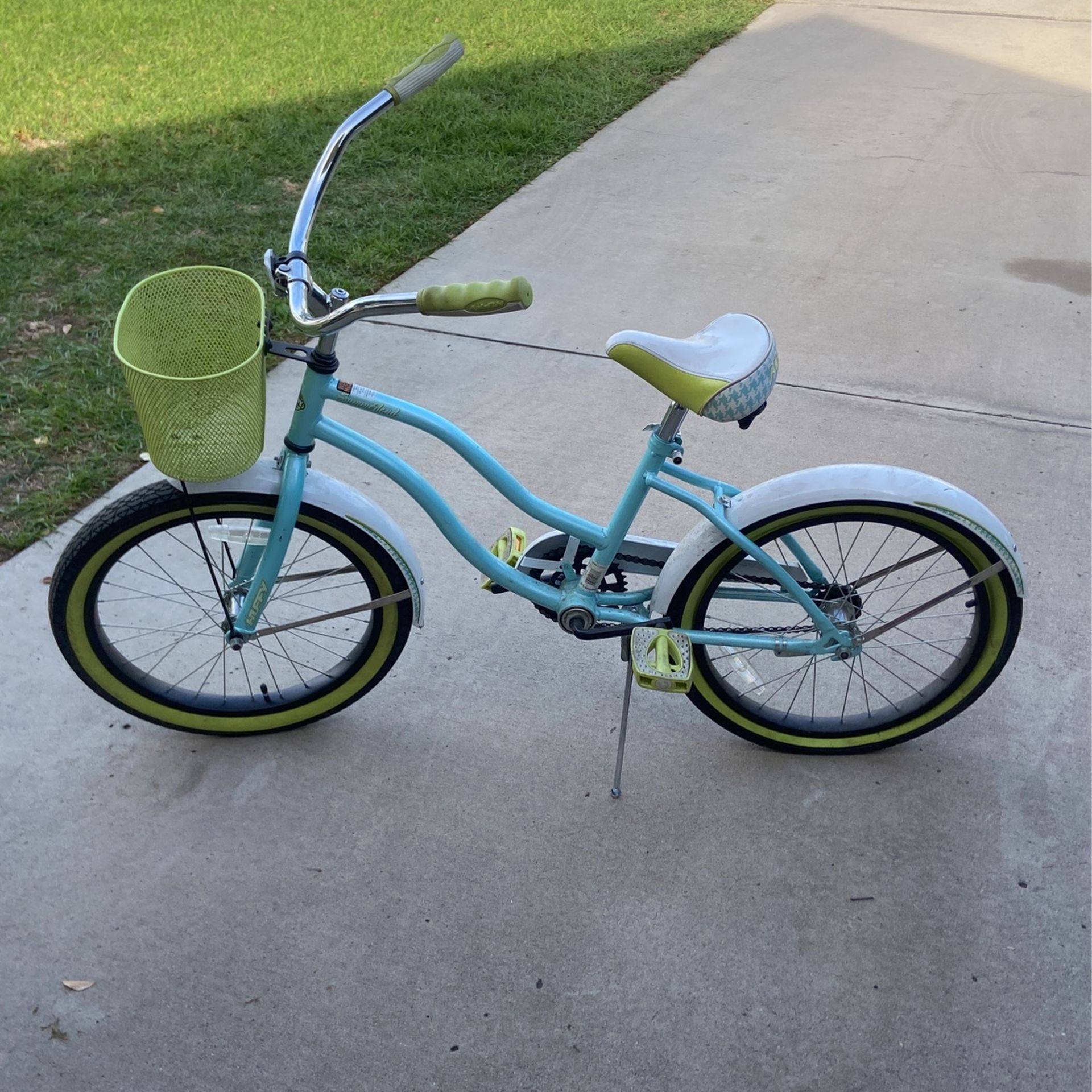 20” Huffy Girls Beach Cruiser 