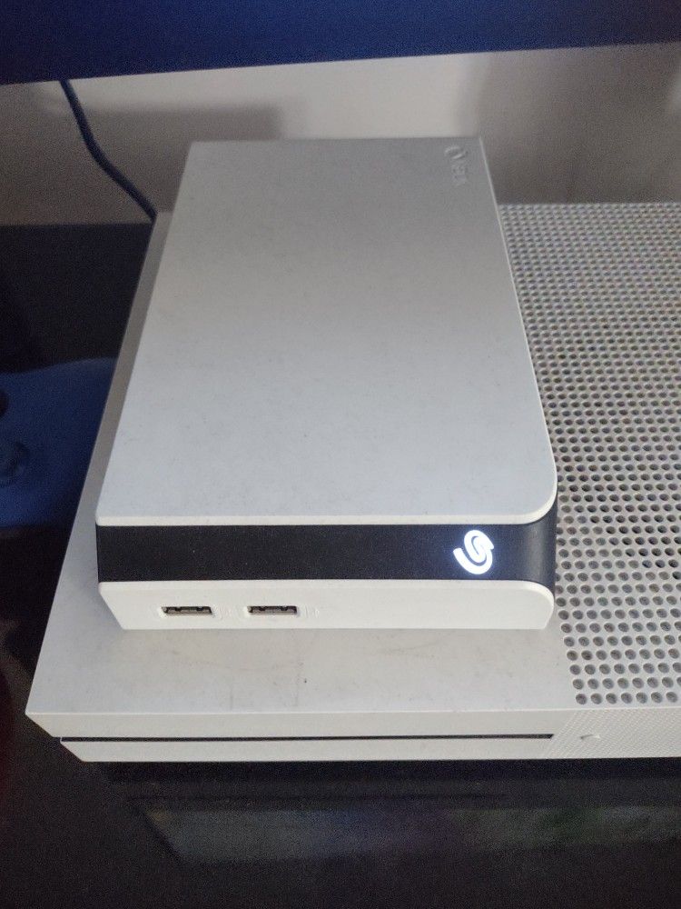 Seagate 8TB Game Hub HD