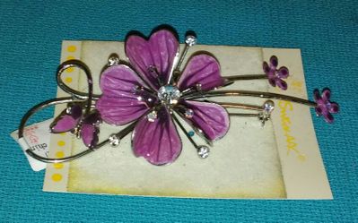VINTAGE BROACH PIN