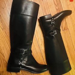 Michael Kor Brand New Boots for Sale $65