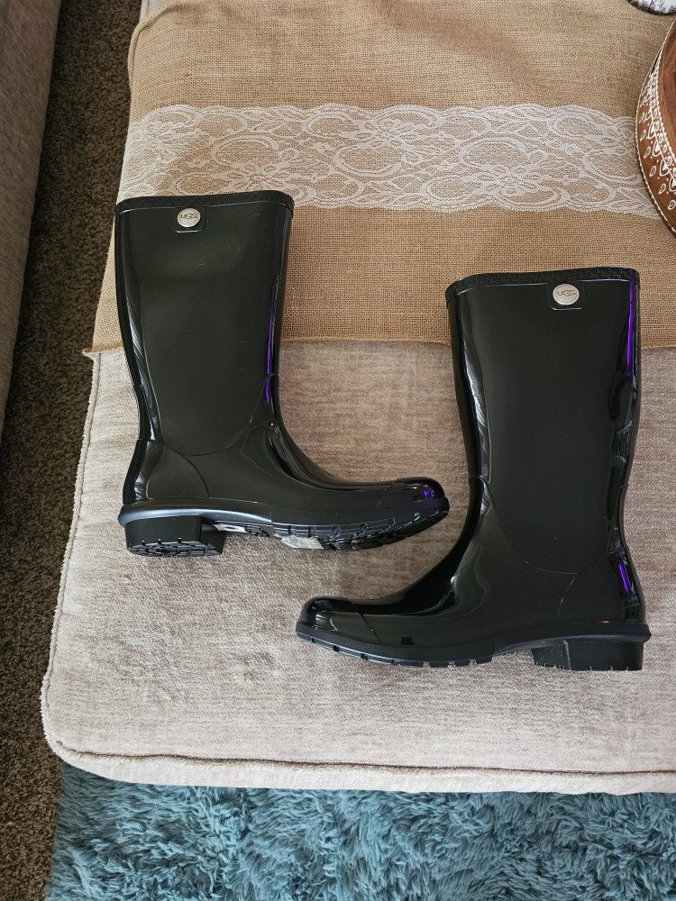 Ugg Womens Shaye Rain Boot - Size 10