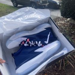 Jordan Zion 1 ( Blue Voice White Metallic Gold University Red)