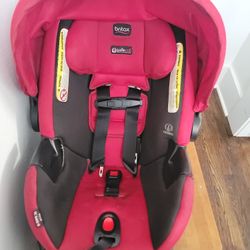 FREE INFANT CARSEAT