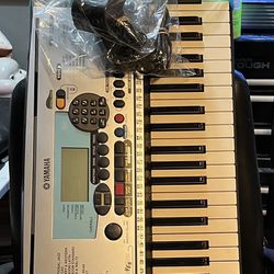 Yamaha PSR-225GM Workstation Keyboard Piano Synth MIDI 61 Keys W/ Power Supply 
