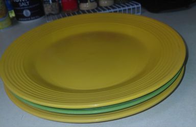 Stoneware Dinner Plates: Ringed Royal Norfolk China