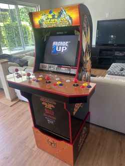 Arcade1Up Golden Axe: The Revenge of Death Adder + Mortal Kombat Stool
