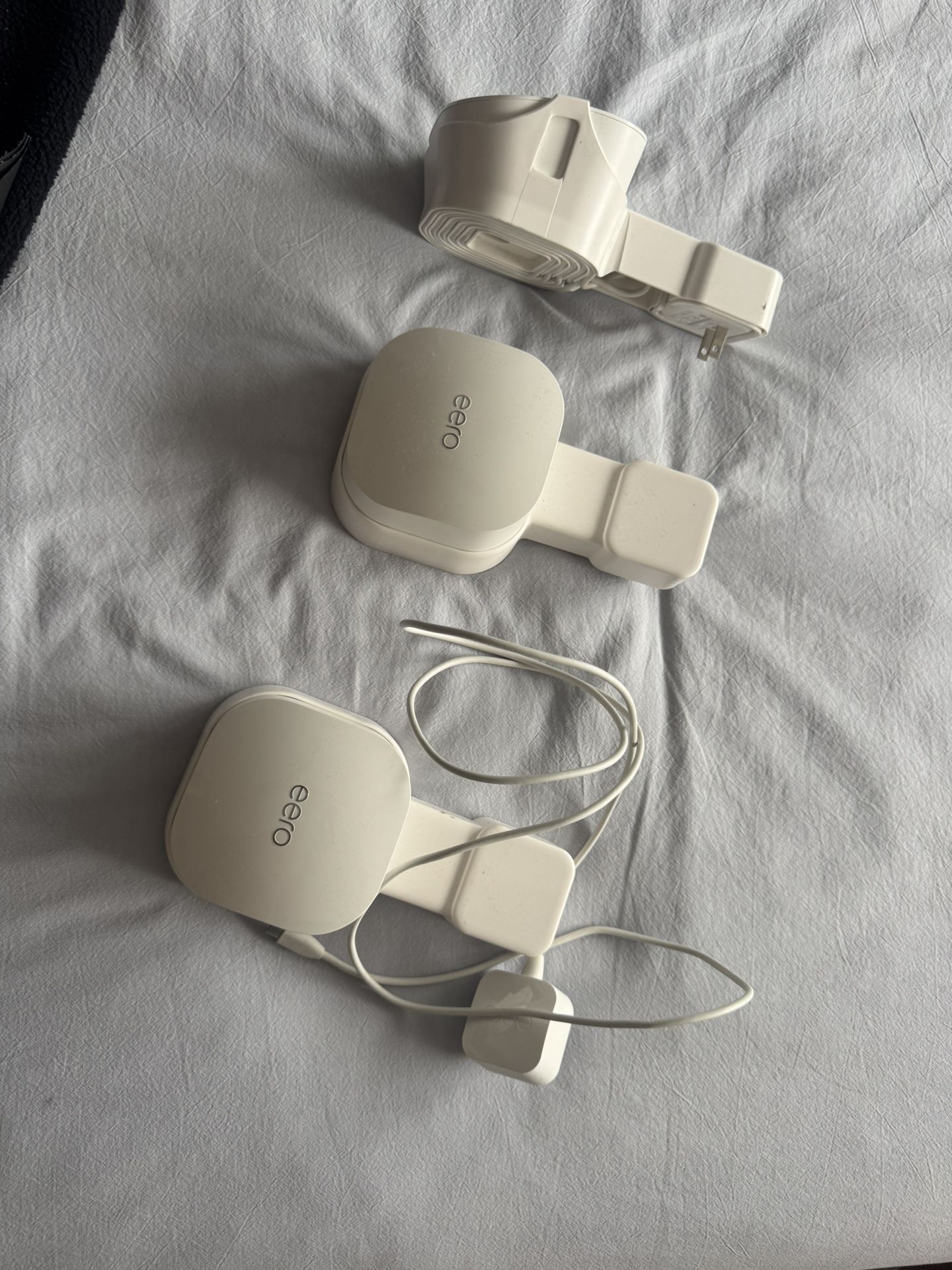 Eero Mesh WiFi Routers With Mounts