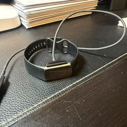 Fitbit Charge 5