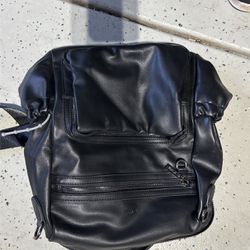 Leather Backpack 🎒/ipad Computer 
