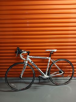 Trek 1.5 Alpha Aluminum Road Bike – Bontrager Wheels, Great Condition