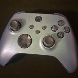 Limited Edition Aqua Shift Xbox Controller 