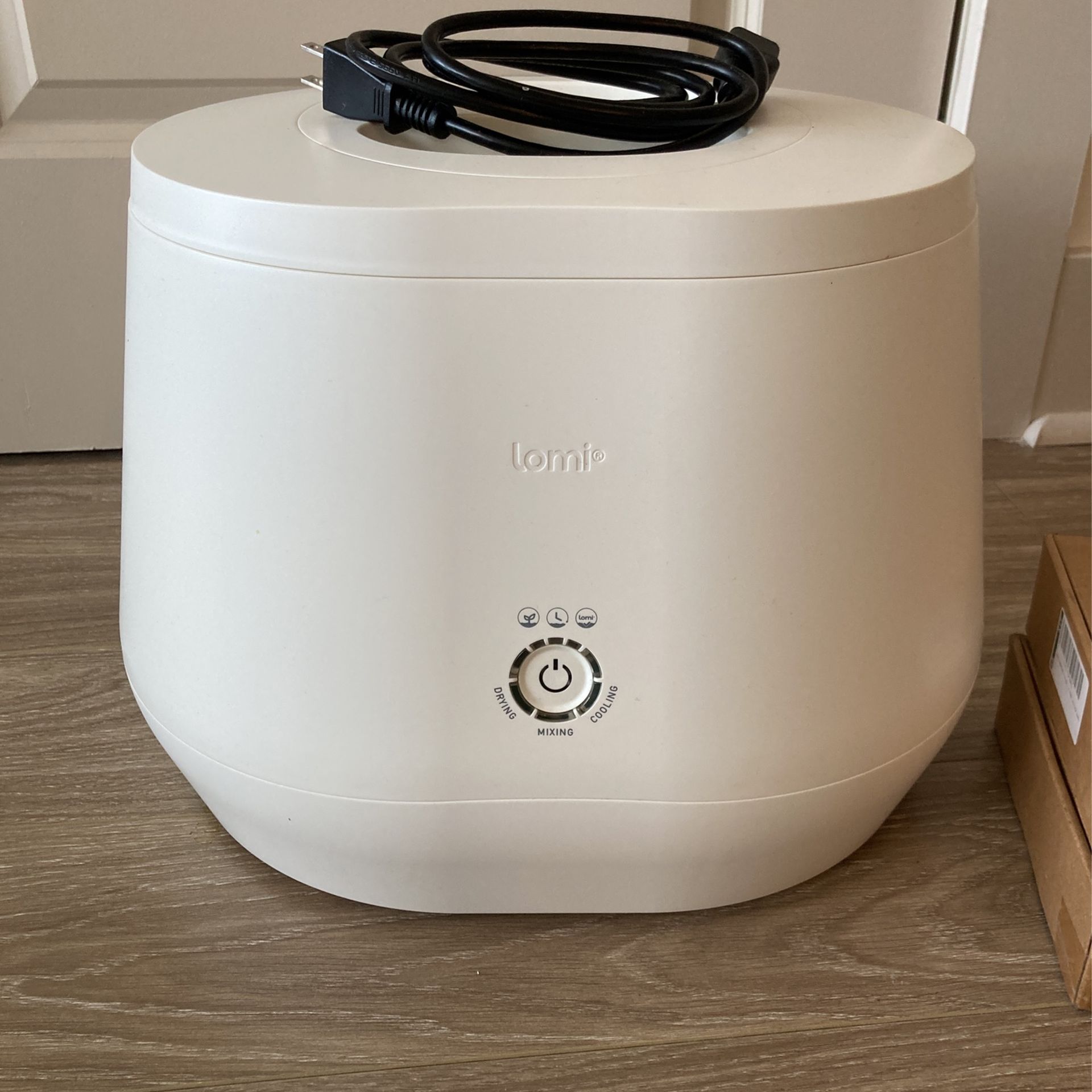 Lomi Smart Waste Kitchen Composter