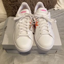 New Adidas Advantage Sneakers Size 6.5