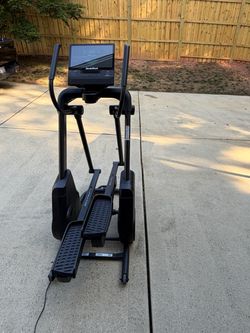 NordicTrack X16 Elliptical-NTEL71625 with iFit. Open box return, 50% off!