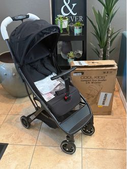 Brand new COOL KIDS Compact Tour Stroller CK Master