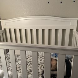 Crib Gently Used 