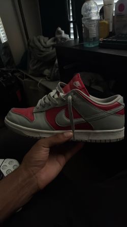 nike dunk red and gray
