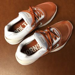 Texas longhorns hotsell free trainer v7