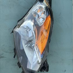 2007-2012 Nissan Altima Headlamp (Front Right)