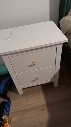 2 Beautiful Nightstands